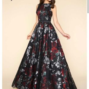 Macduggal size 16 black floral prom dress
